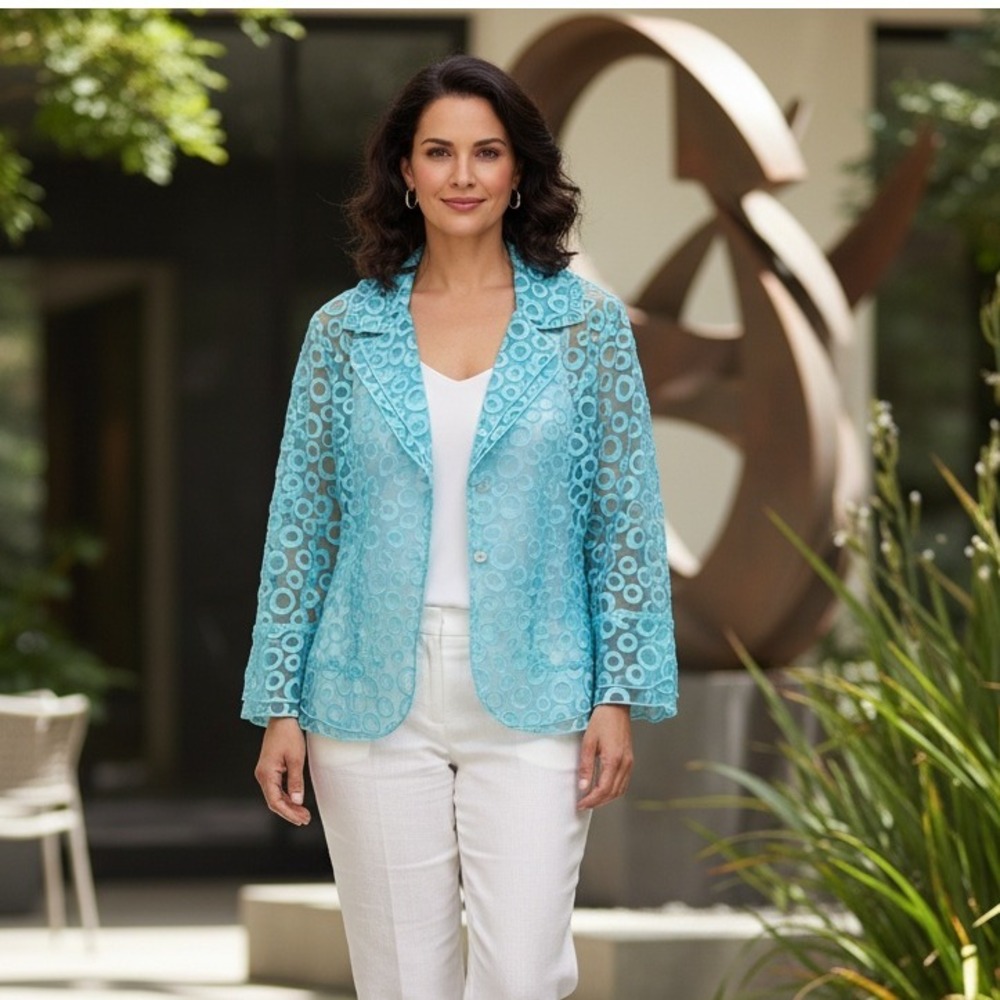 Nabi Jacket Women's Size 1X Plus Sheer Cropped Buttons Circle Design Aqua Cotton
